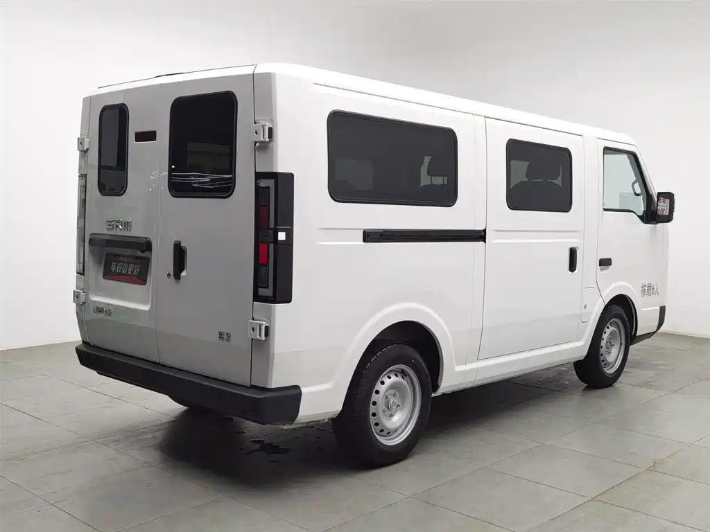 SRM XINYUAN XINYUAN E3