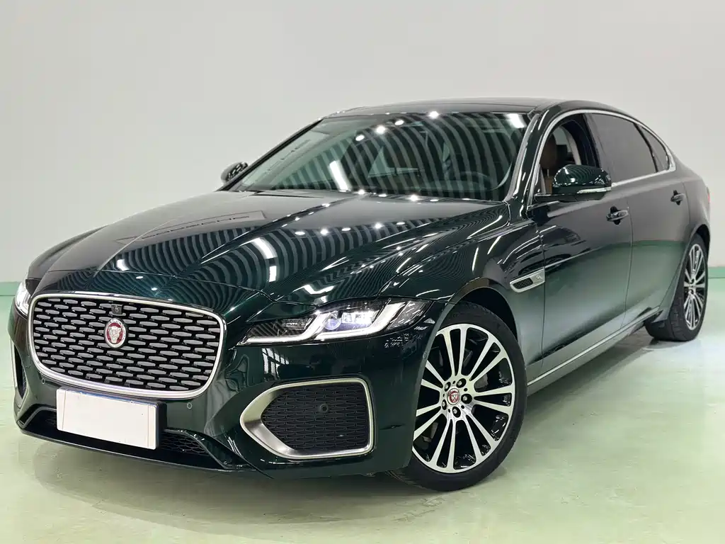 Jaguar XFL — миниатюра 2