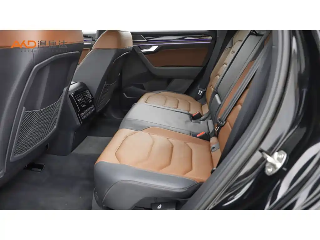 Volkswagen Touareg — миниатюра 7