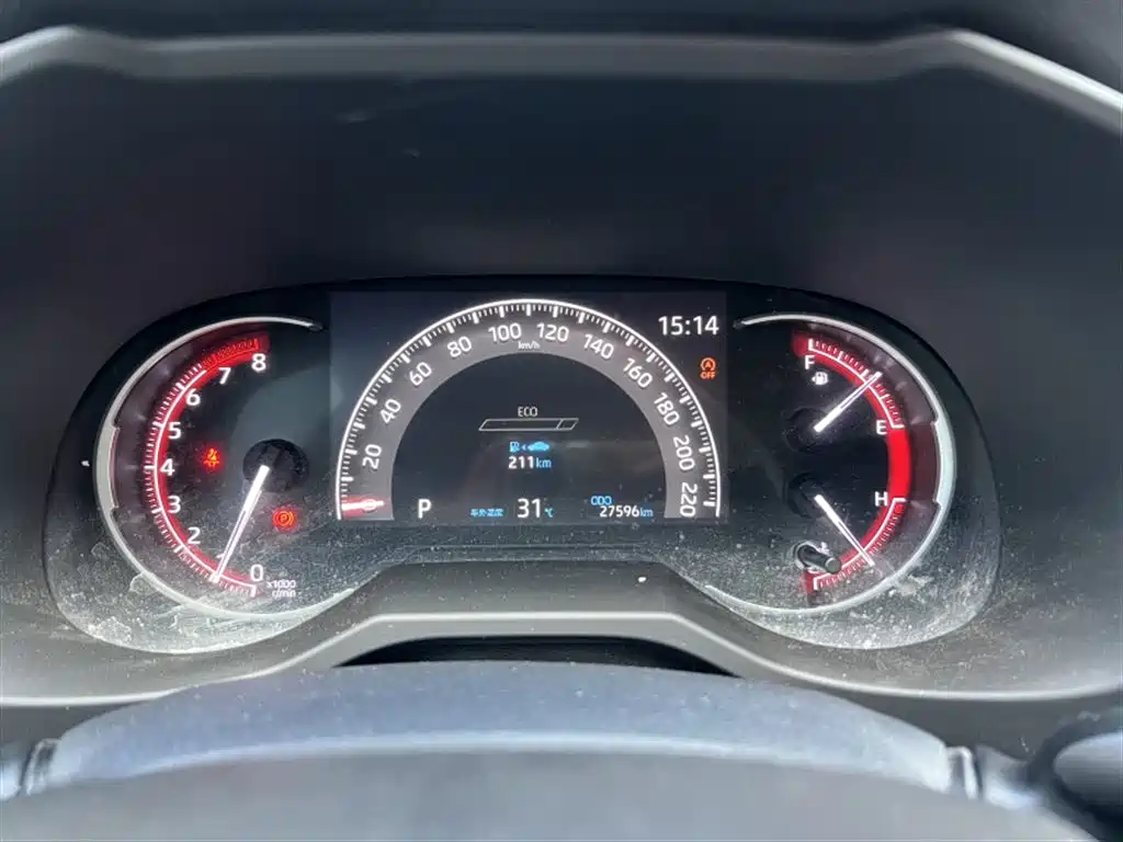Toyota RAV4 — миниатюра 4