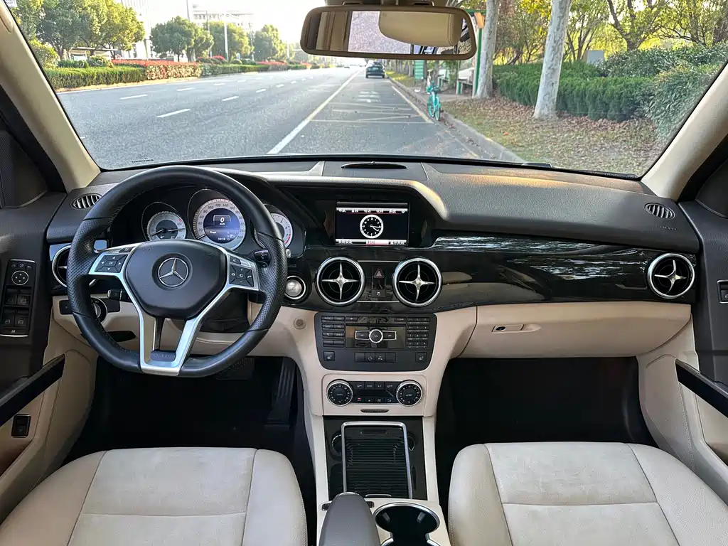 Mercedes-Benz GLK-Class — миниатюра 7