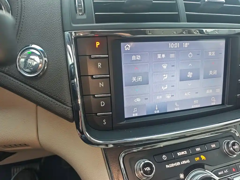 Lincoln Continental — миниатюра 14
