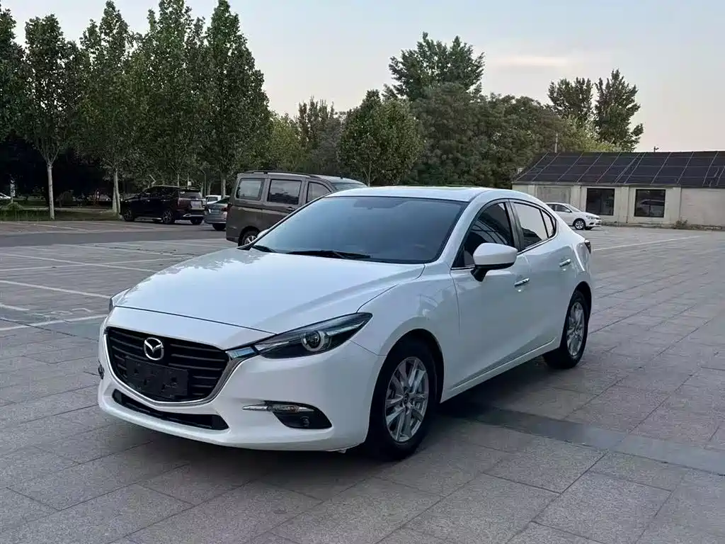 Купить Mazda 3 Axela