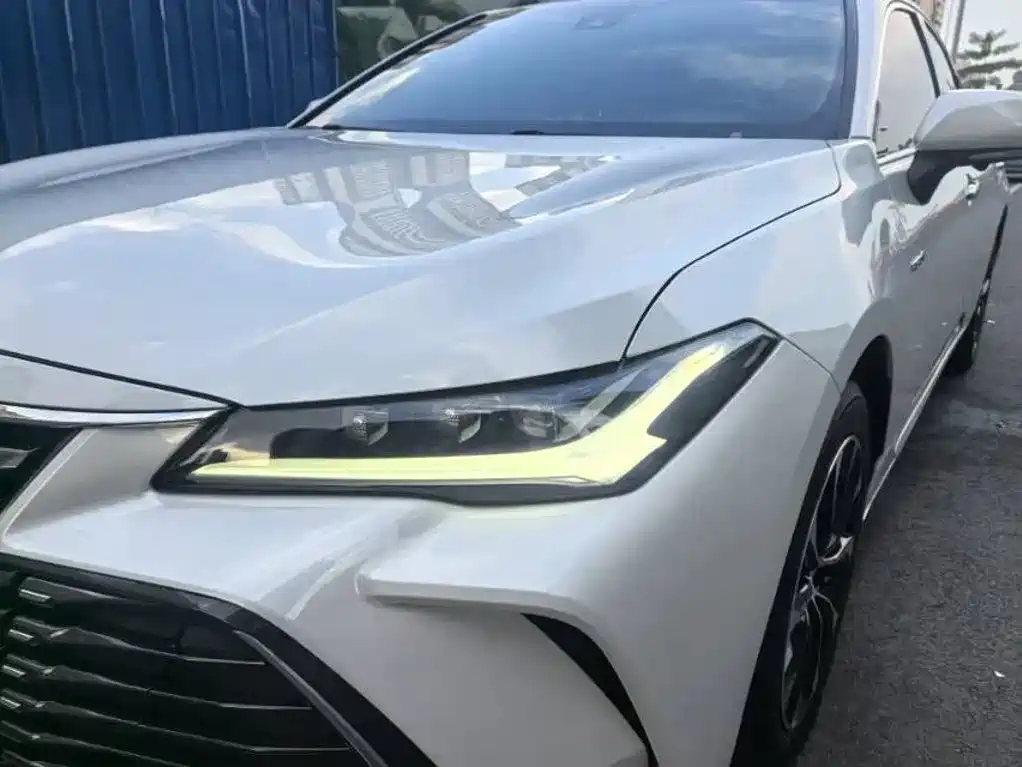 Toyota Avalon — миниатюра 7