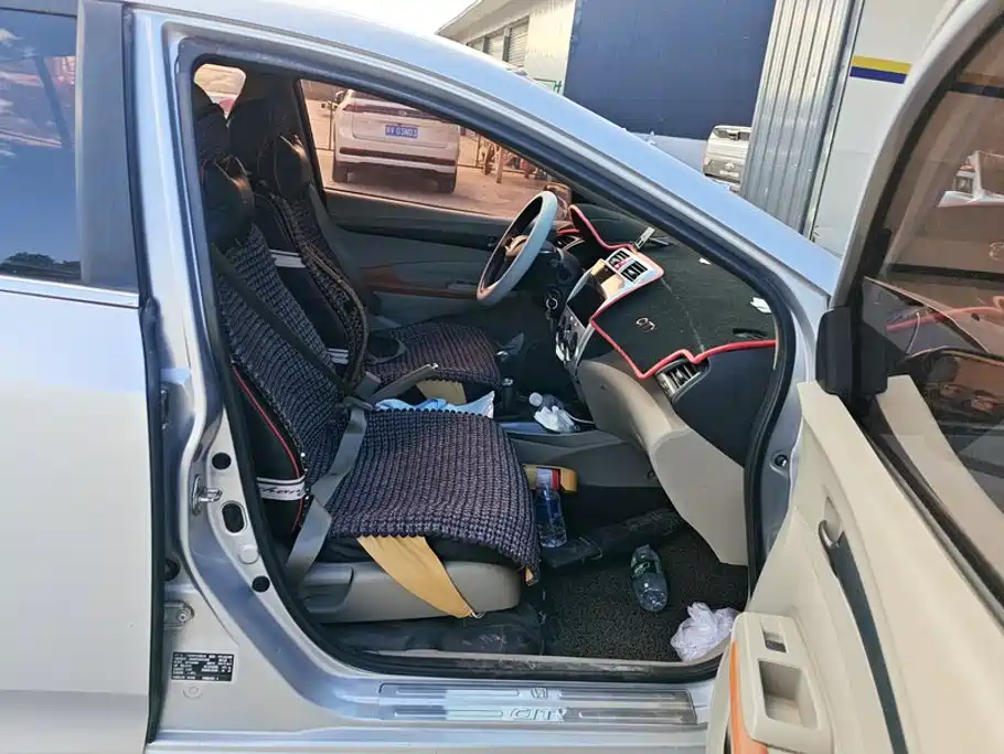 Honda City Classic — миниатюра 8