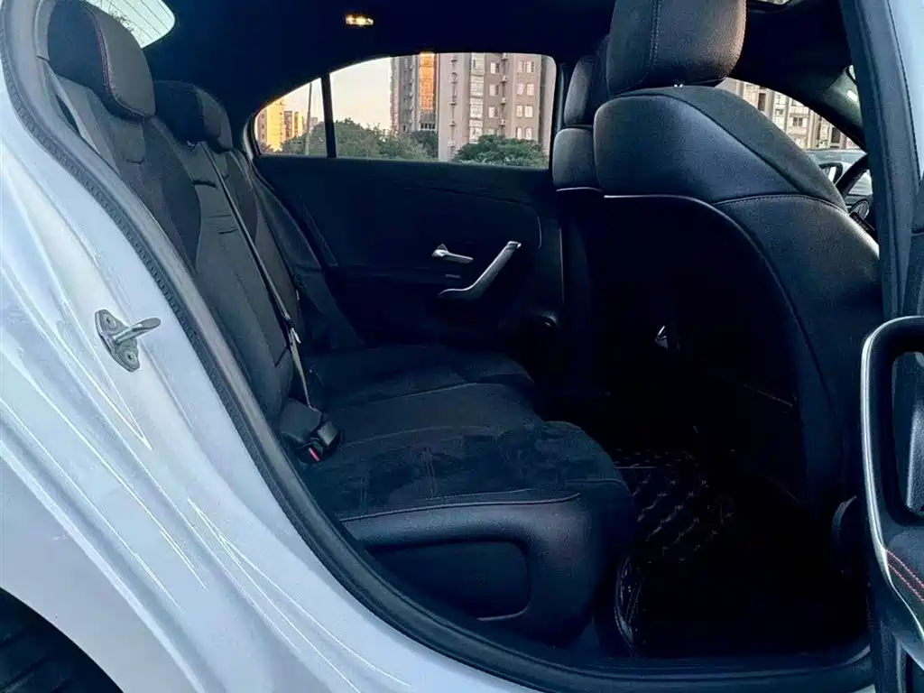 Mercedes-Benz A-Class — миниатюра 15