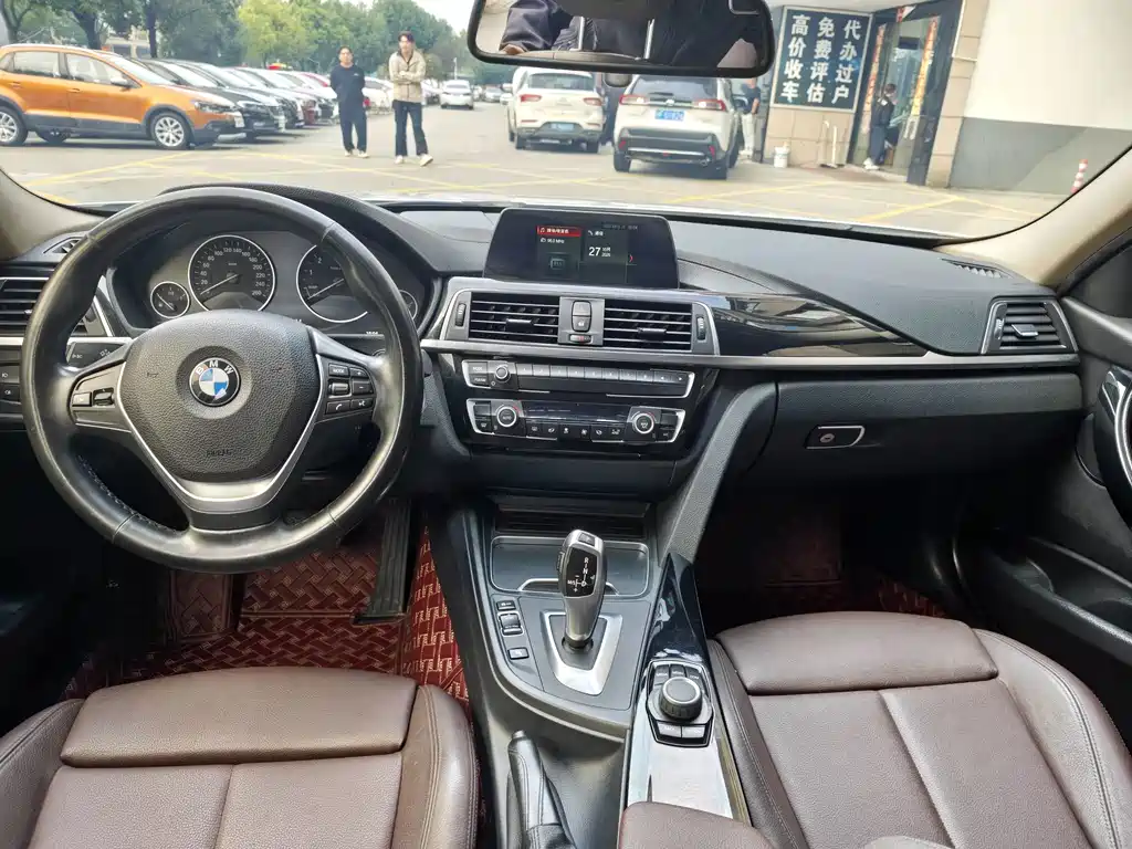 BMW 3 Series — миниатюра 9