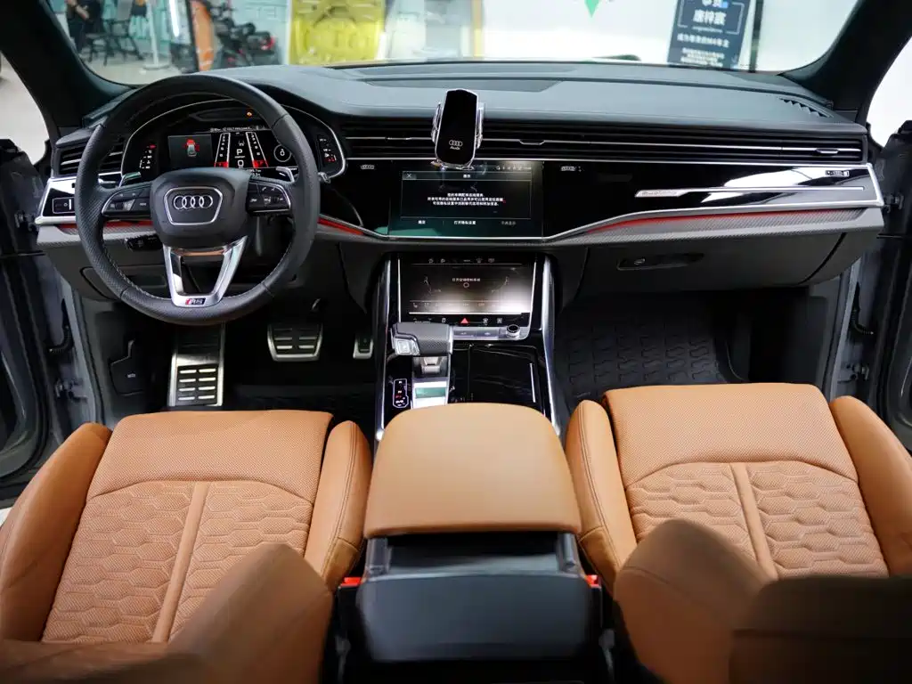Audi RS Q8 — миниатюра 48