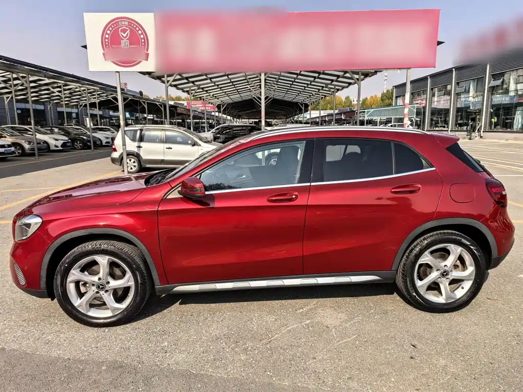 Mercedes-Benz GLA — миниатюра 26