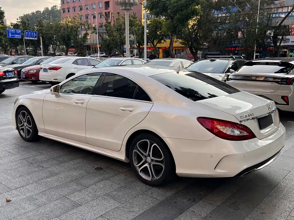 Mercedes-Benz CLS — миниатюра 7