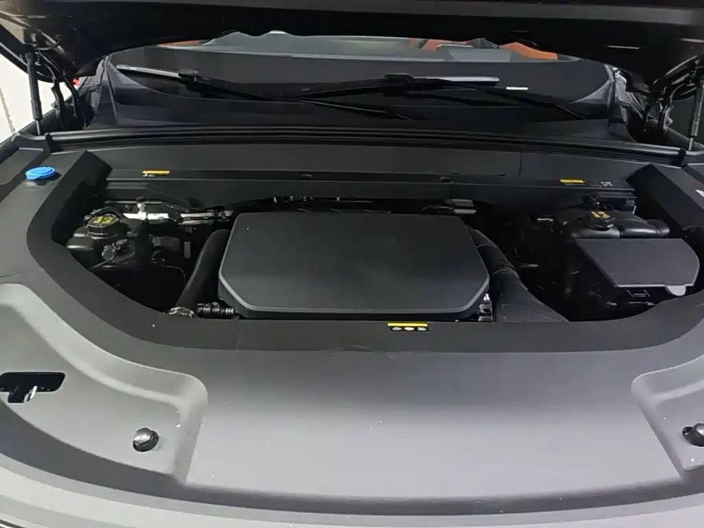 Li Auto Li L8 — миниатюра 20