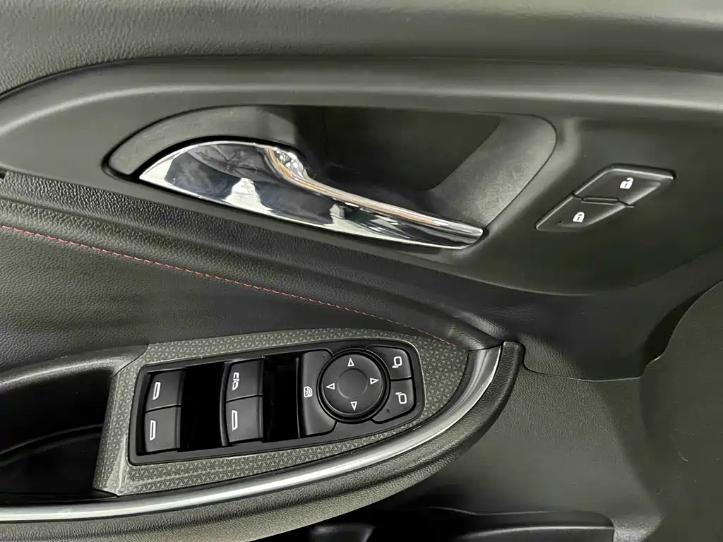 CHEVROLET MAI RUIBAO XL