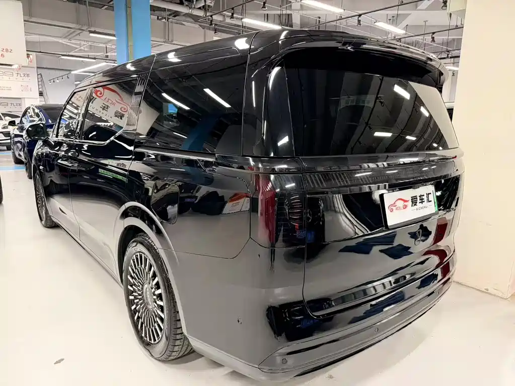 ZEEKR EXTREME KRYPTON 009