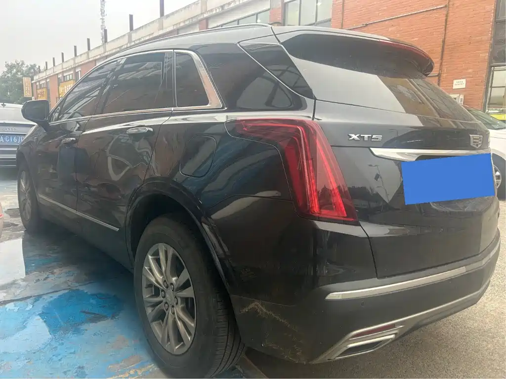 Cadillac XT5 — миниатюра 10