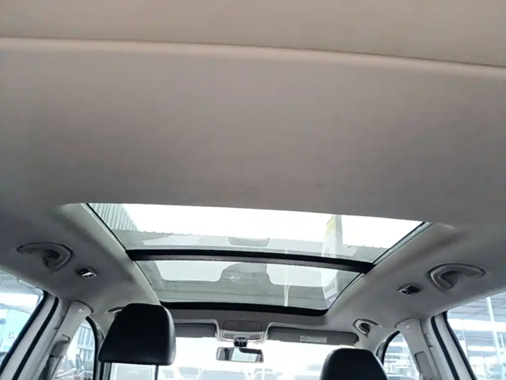 Volkswagen Tiguan — миниатюра 18