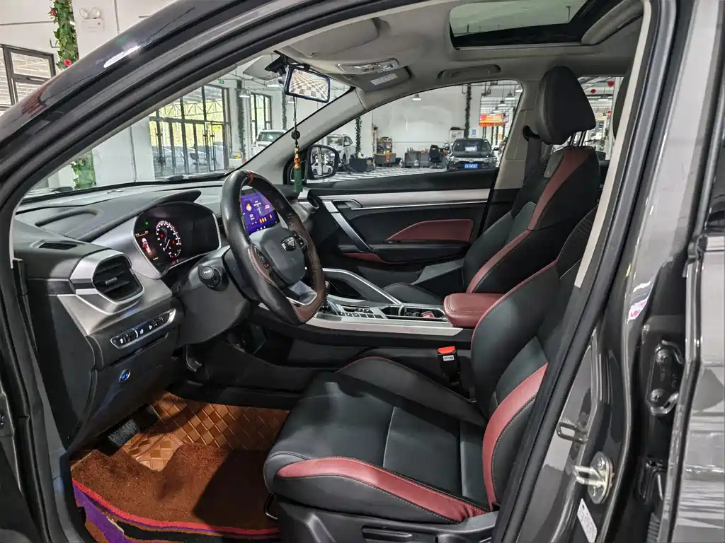 Geely Binyue — миниатюра 4