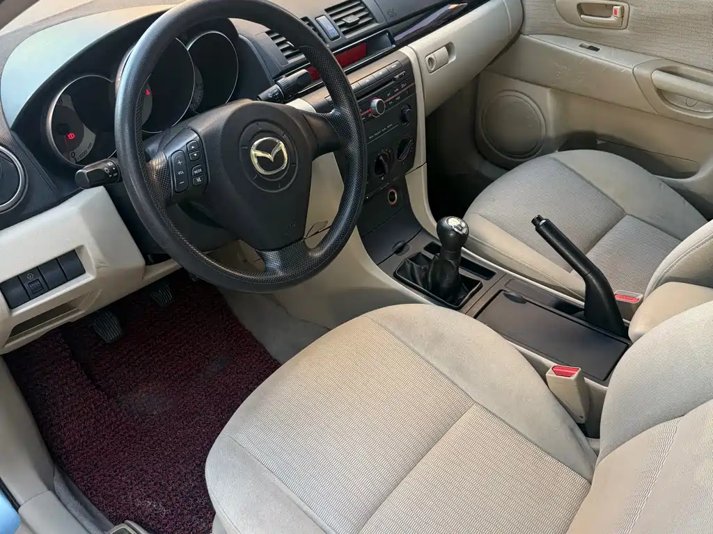 Mazda 3 — миниатюра 4