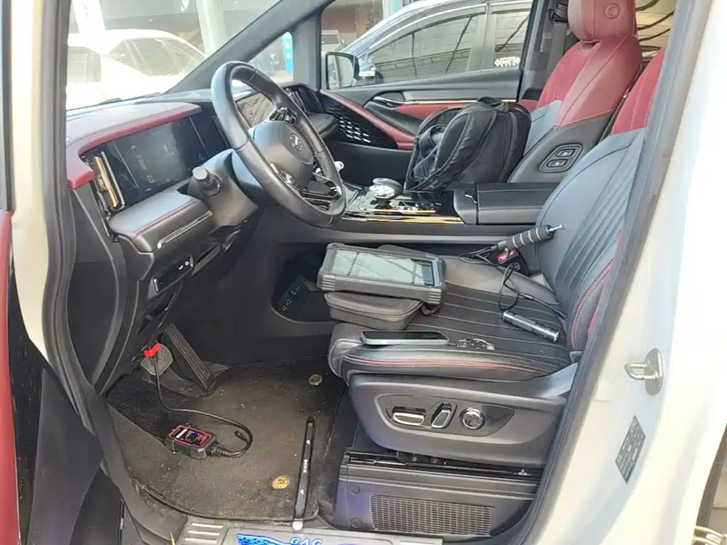 GAC Motor Trumpchi M8 — миниатюра 15