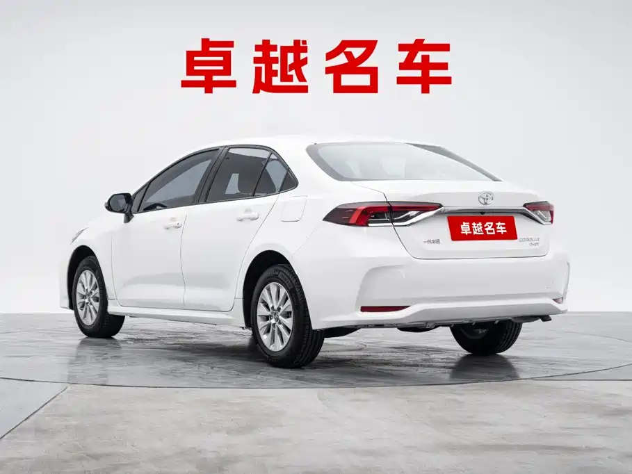 Toyota Corolla — миниатюра 8
