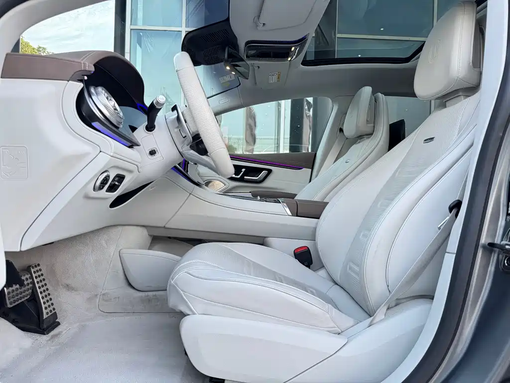 MERCEDES-BENZ EQS AMG