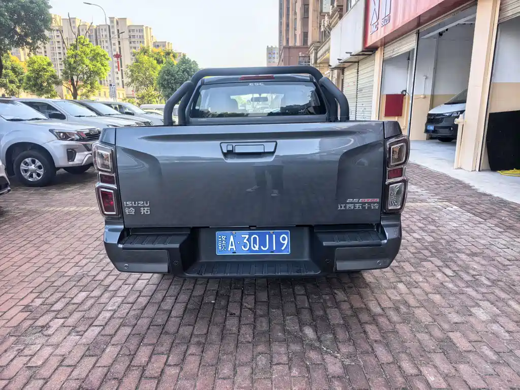 Isuzu Lingtuo — миниатюра 5