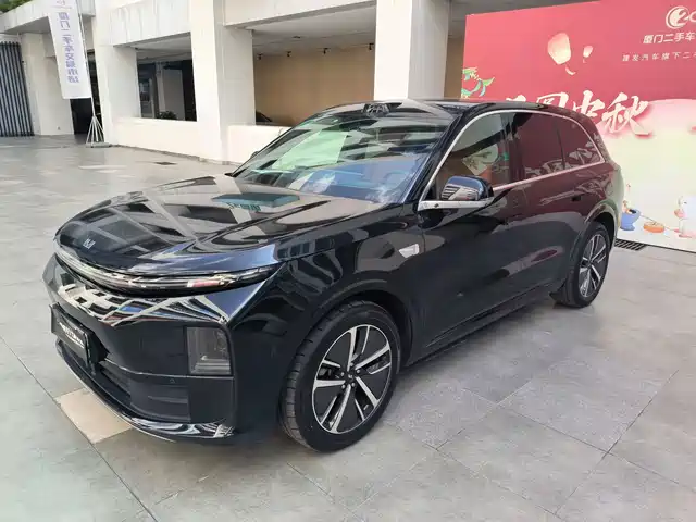 Li Auto L6