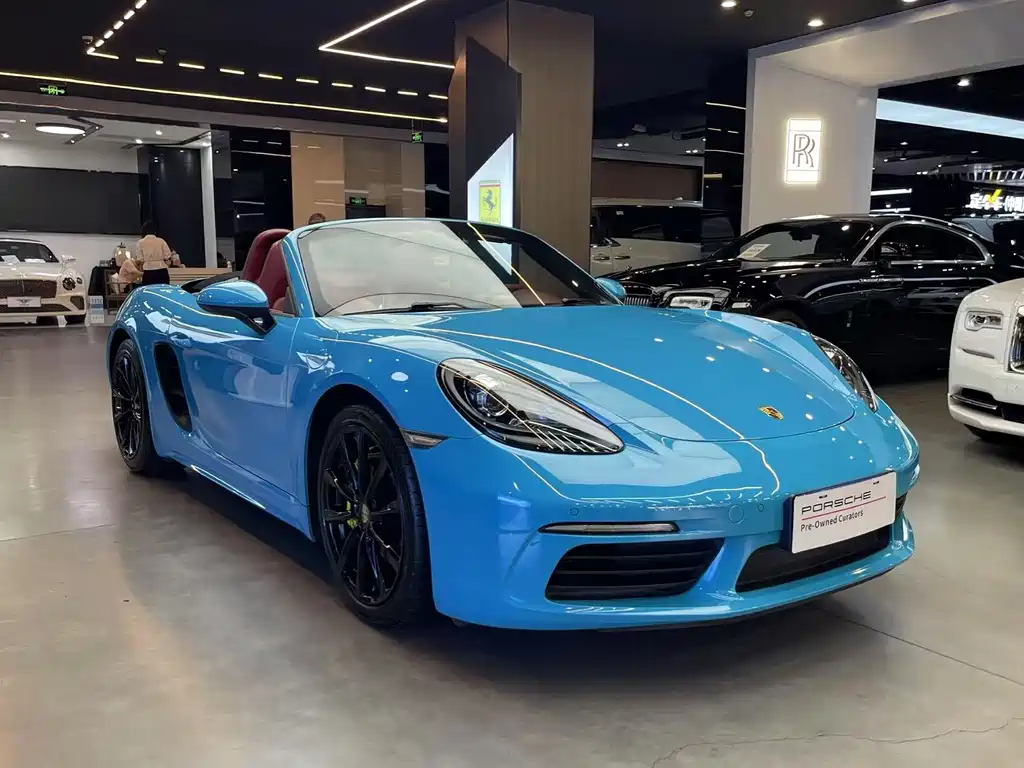 PORSCHE 718
