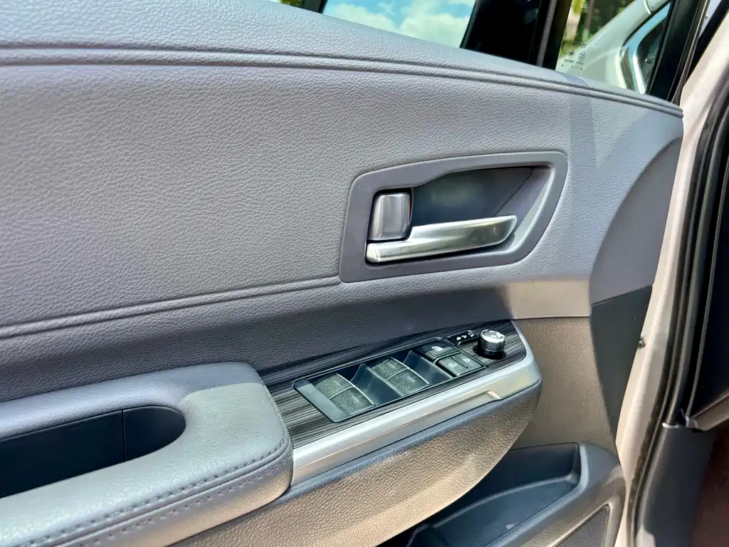 Toyota Sienna 2021 2.5L