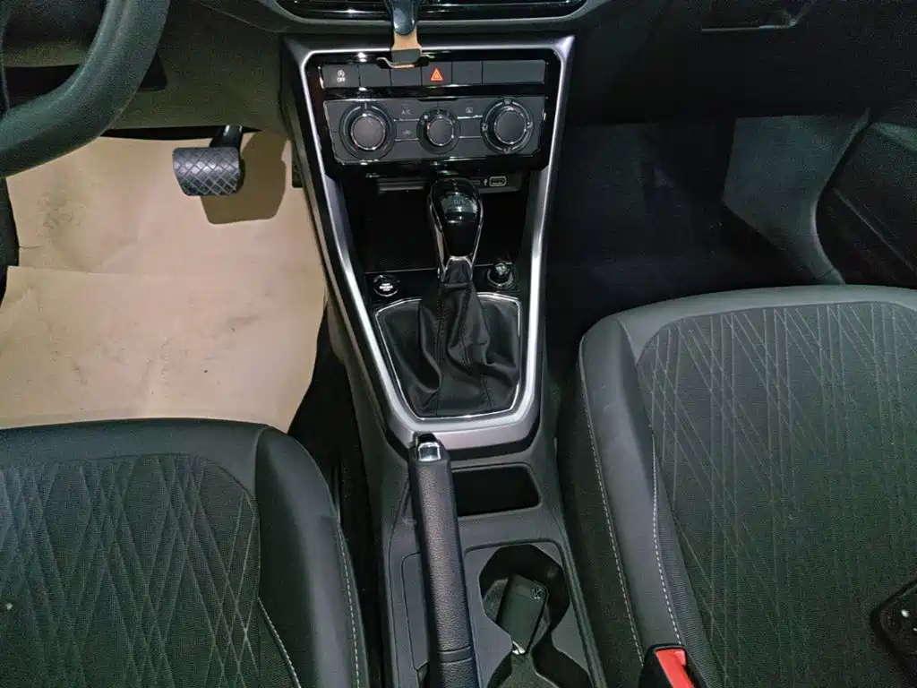 Volkswagen T-Cross — миниатюра 14
