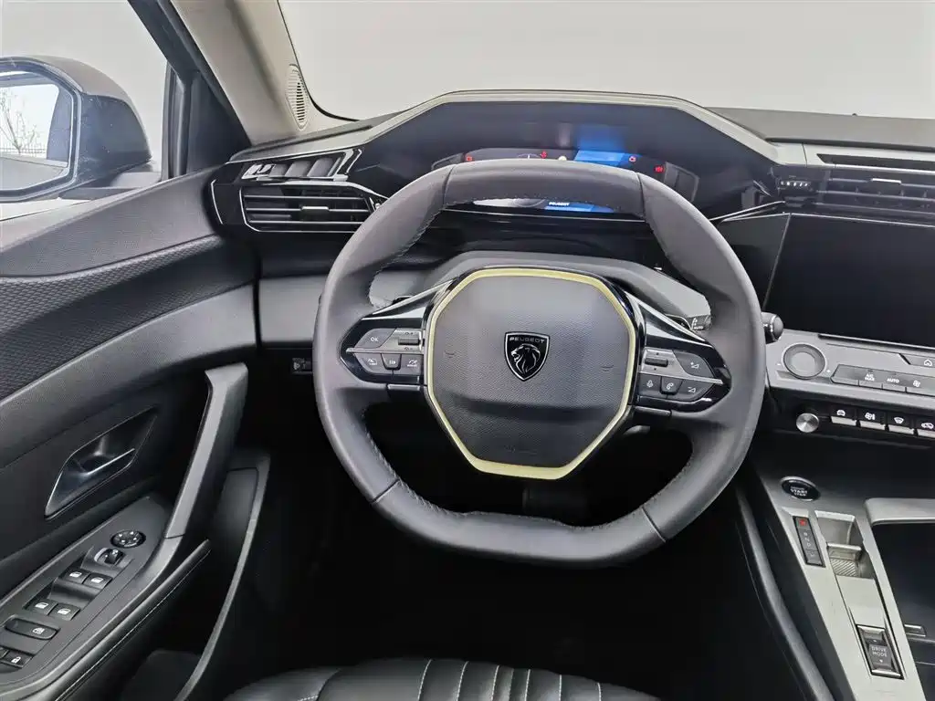 Peugeot 408X — миниатюра 11