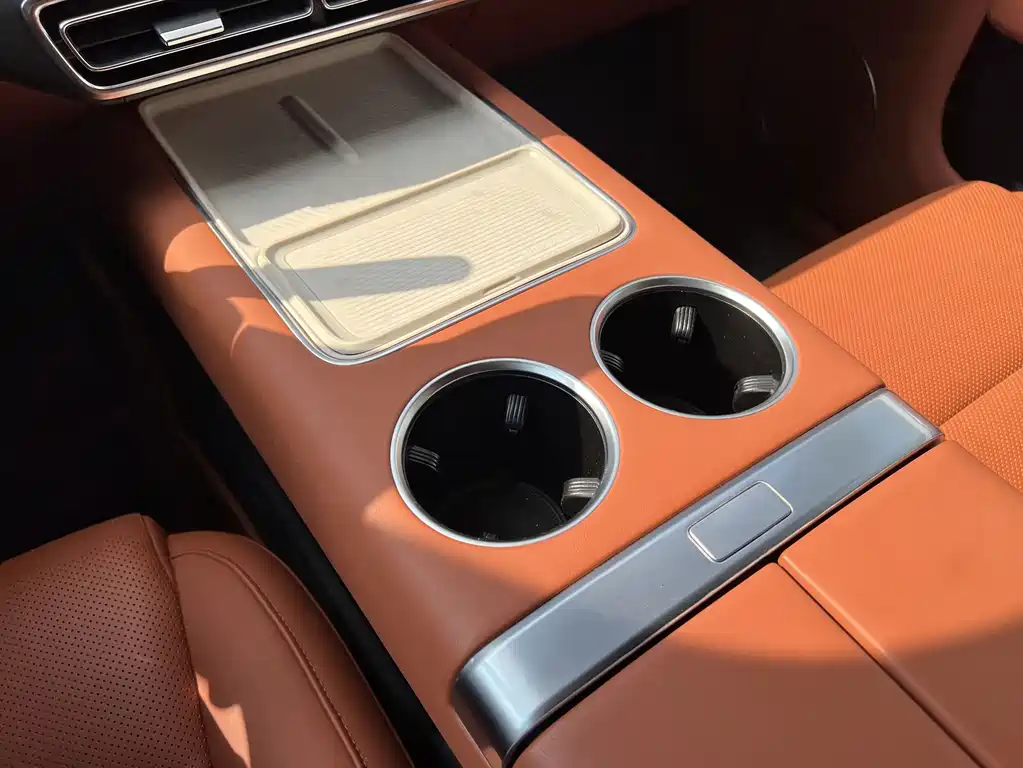 Li Auto Li L8 — миниатюра 14