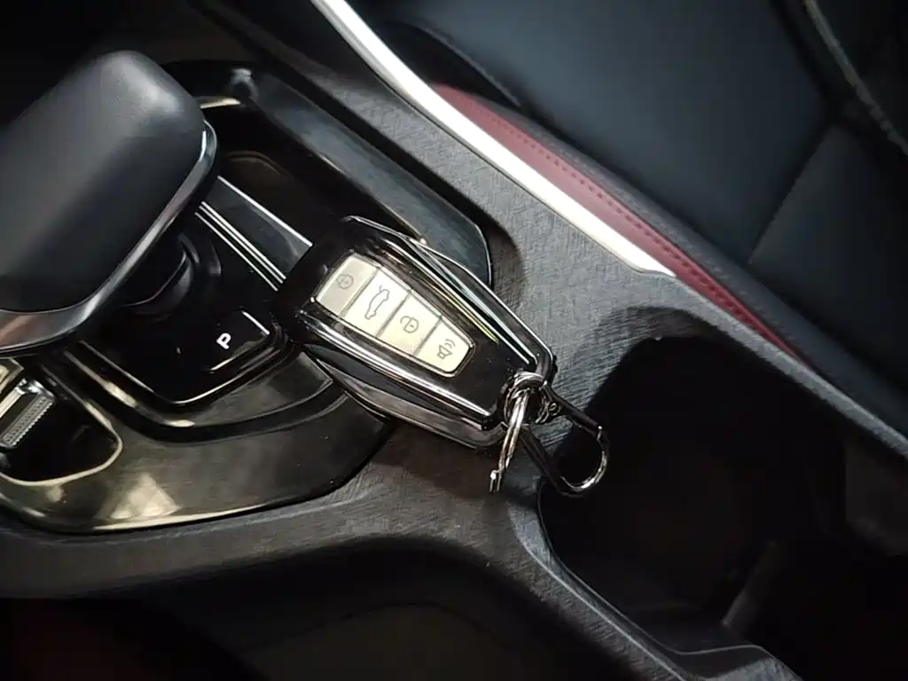 Geely Binyue — миниатюра 9