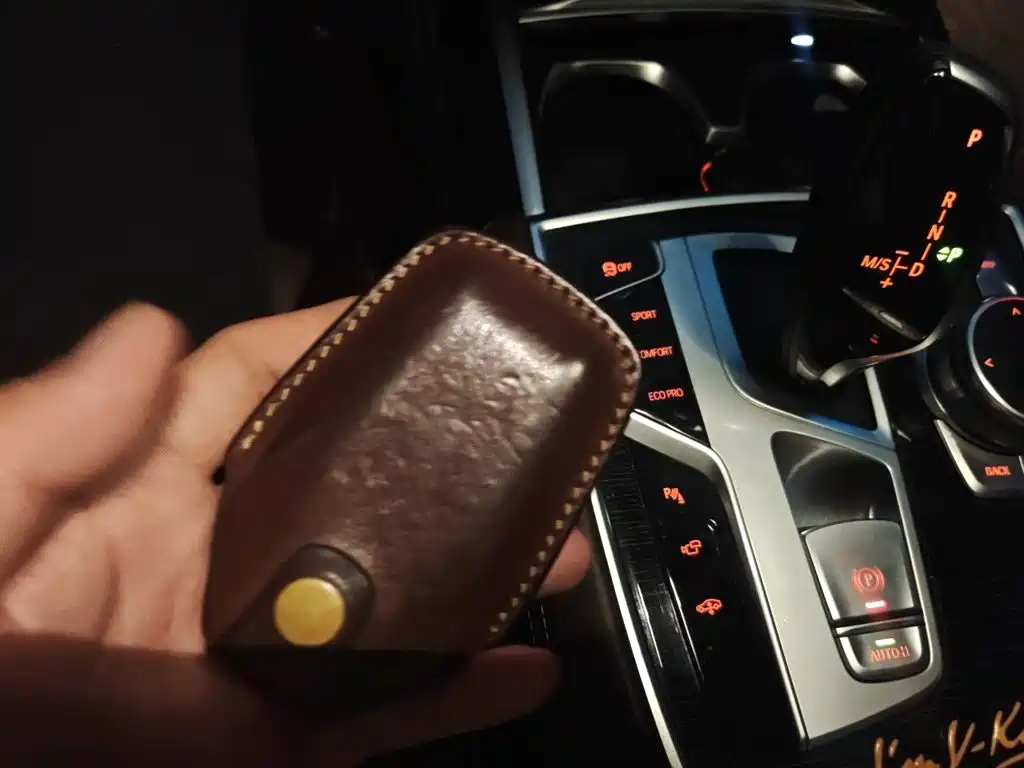 BMW 7 Series — миниатюра 12