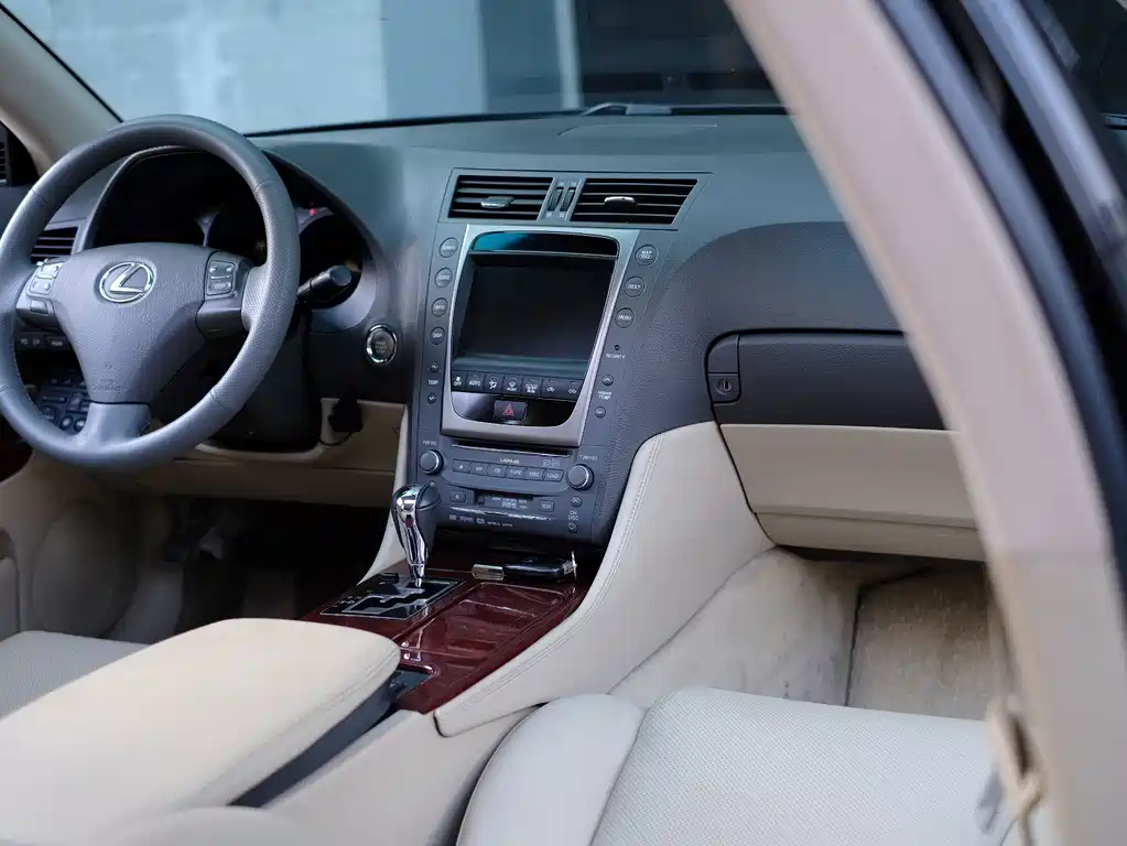 Lexus GS — миниатюра 50