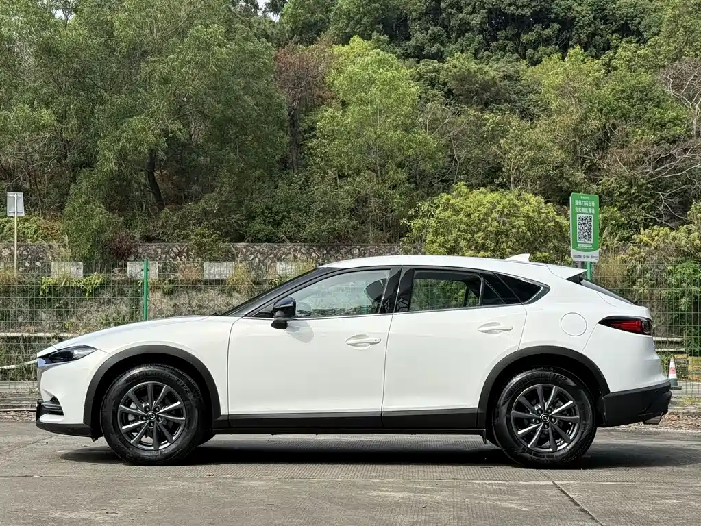 MAZDA CX 4