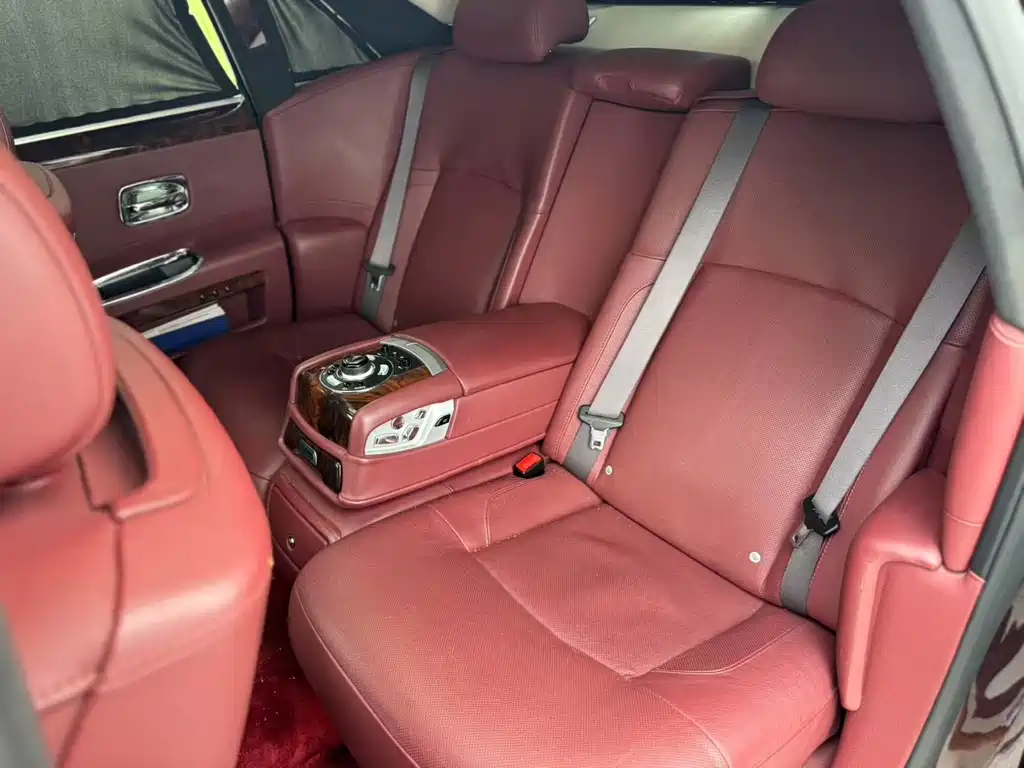Rolls-Royce Ghost 2010 6.6T Standard
