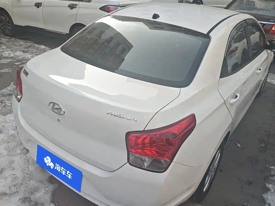 HYUNDAI RENA