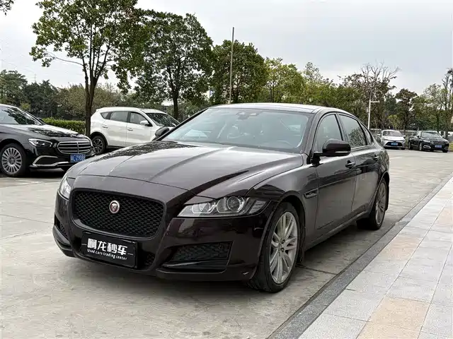 JAGUAR XFL