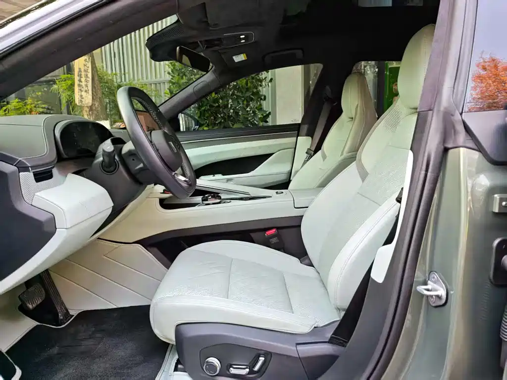 ZEEKR EXTREME KRYPTON 001