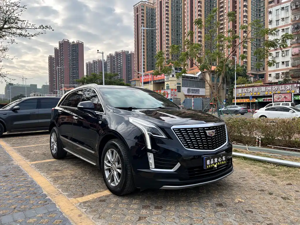 CADILLAC XT5