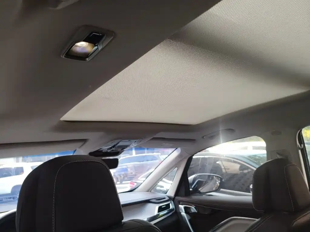 Geely Jia Ji New Energy — миниатюра 14
