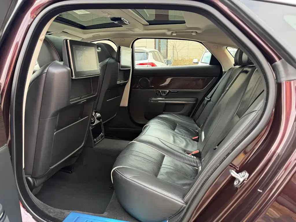 Jaguar XJ 2016 XJL 3.0 SC Premium