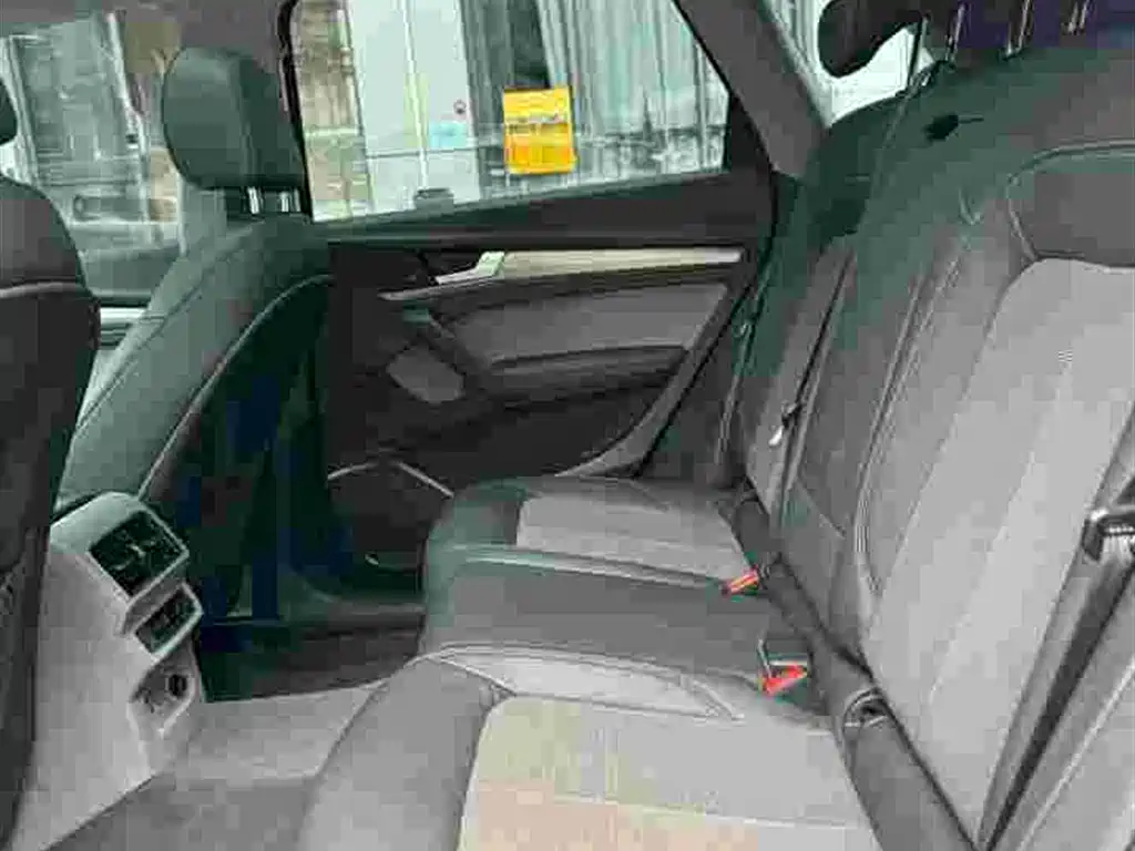 Audi Q5L — миниатюра 10