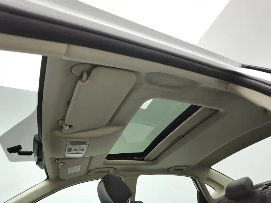 Changan Eado DT — миниатюра 14