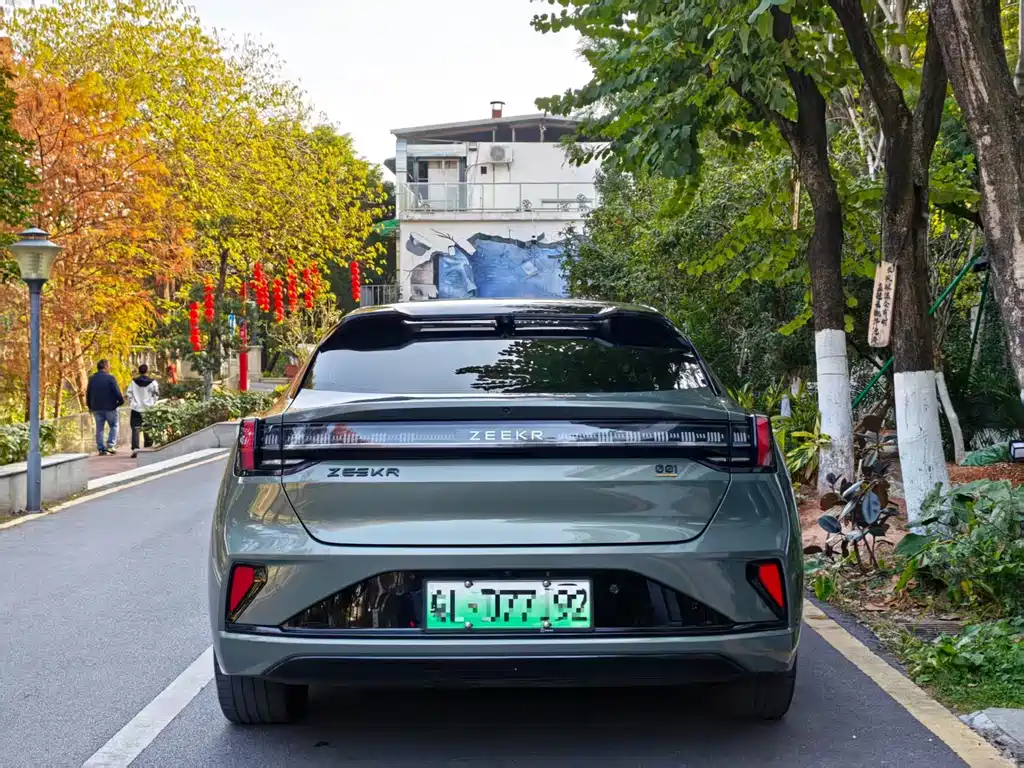 ZEEKR EXTREME KRYPTON 001