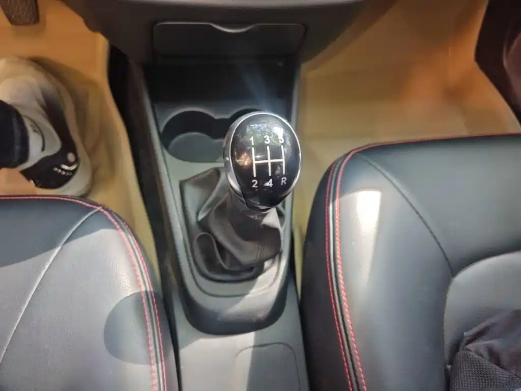 Geely King Kong — миниатюра 14