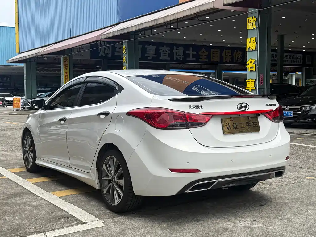 Hyundai Elantra Langdong — миниатюра 6