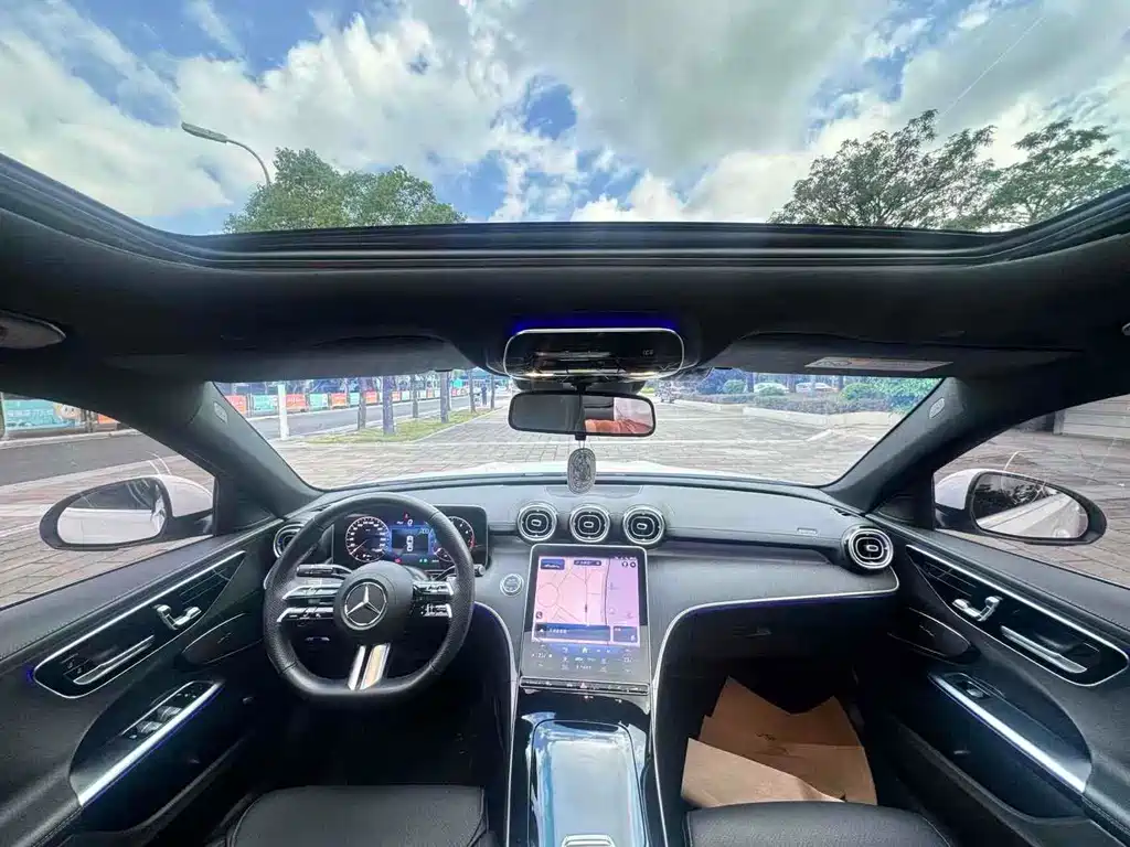 MERCEDES-BENZ C CLASS