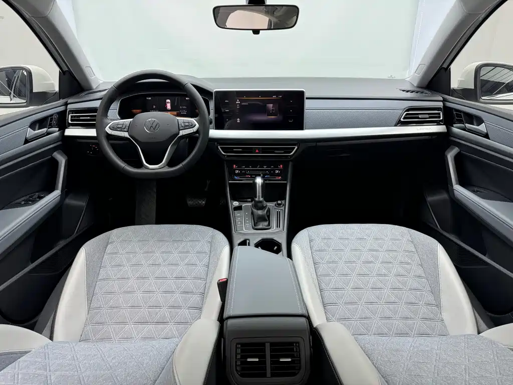 Volkswagen Lavida — миниатюра 15