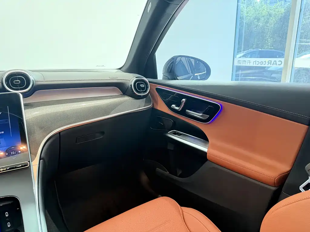 Mercedes-Benz GLC — миниатюра 13